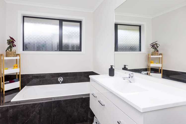 115 Mawai Hakona Drive Wallaceville_15