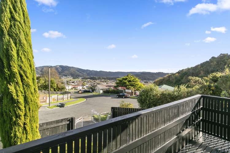 55 Castlerea Street Wainuiomata_15
