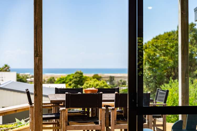 2 Cullen Street Mangawhai Heads_8