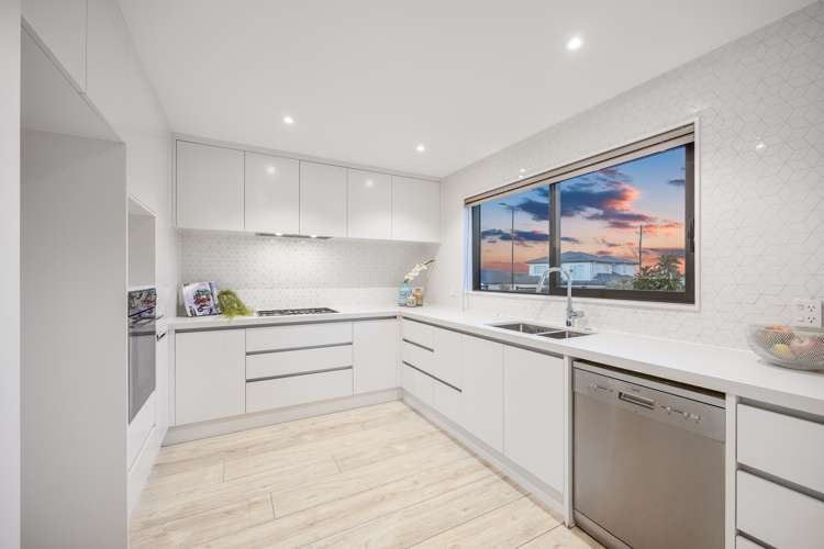 2 James Mcleod Way Silverdale_7