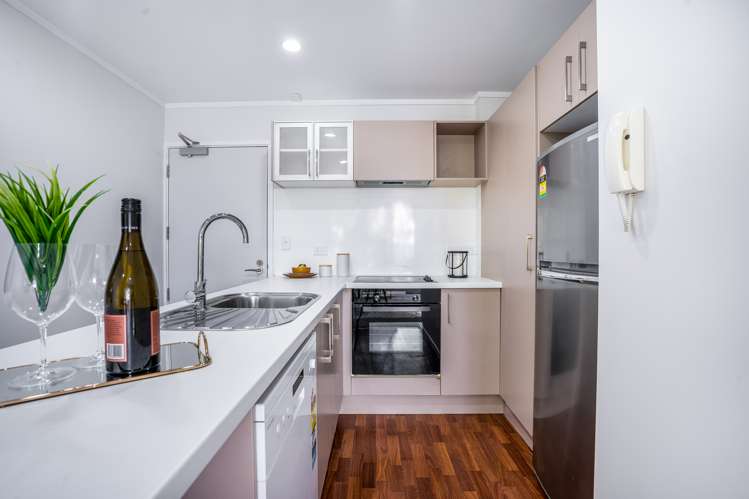 320/26 Morningside Drive Morningside_7