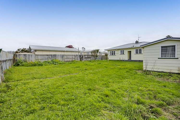 78 Waihi Road Hawera_16