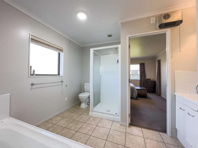 2 Willis Place Renwick_10