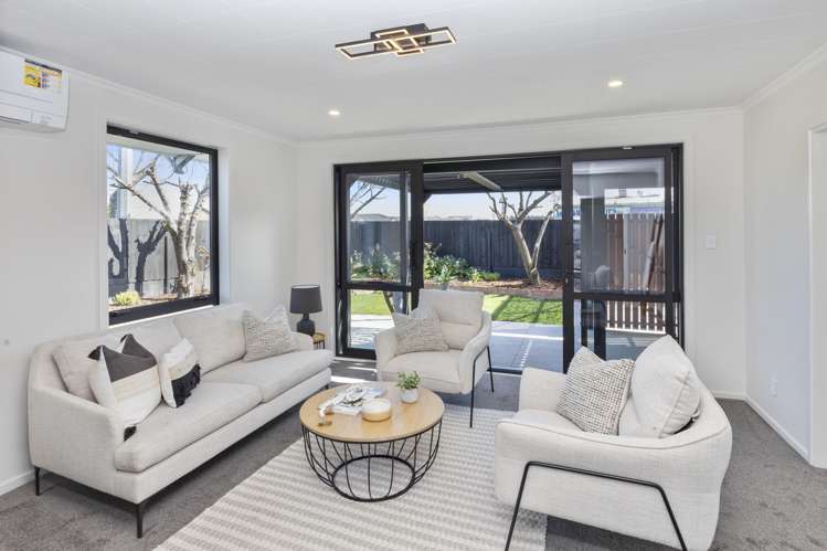 2 Cutts Road Russley_10