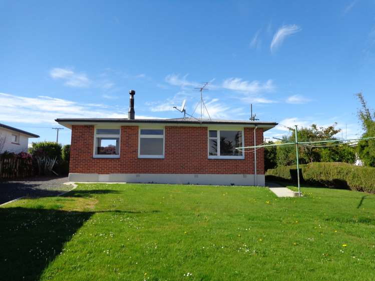 12 Boyd Street Stirling_11