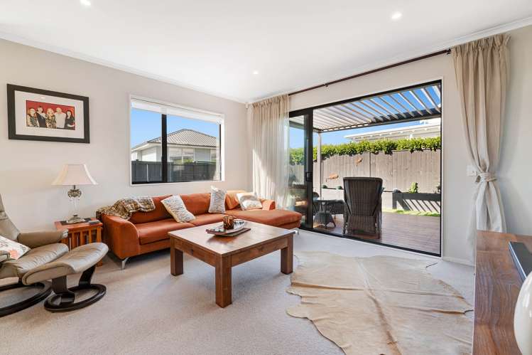 3 Koura Drive Red Beach_8