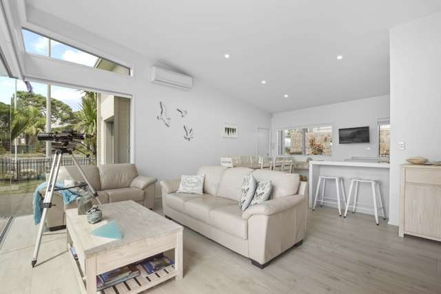 870 Whangaparaoa Road Manly_4