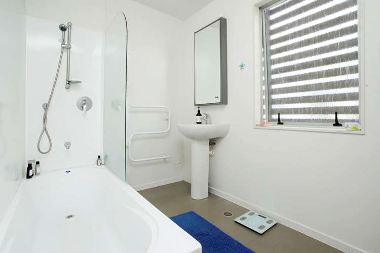 39 Albionvale Road Glen Eden_11