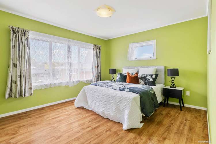 127 Reeves Road Pakuranga Heights_3