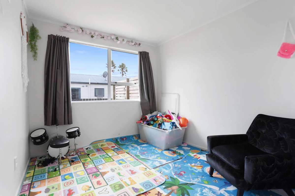 2/13 Hamurana Place_4