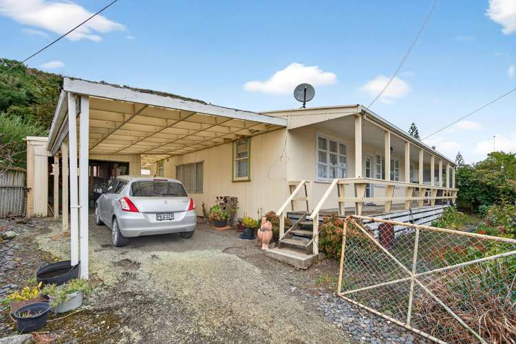 28 Lake Ferry Road_2