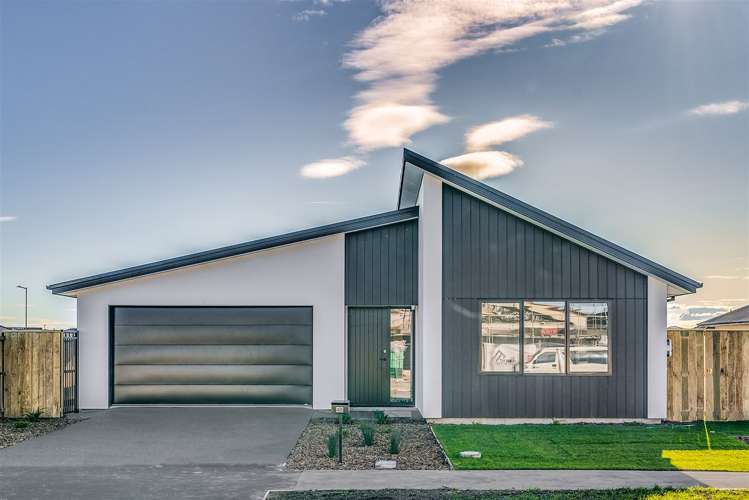 45 Larissa Road_0