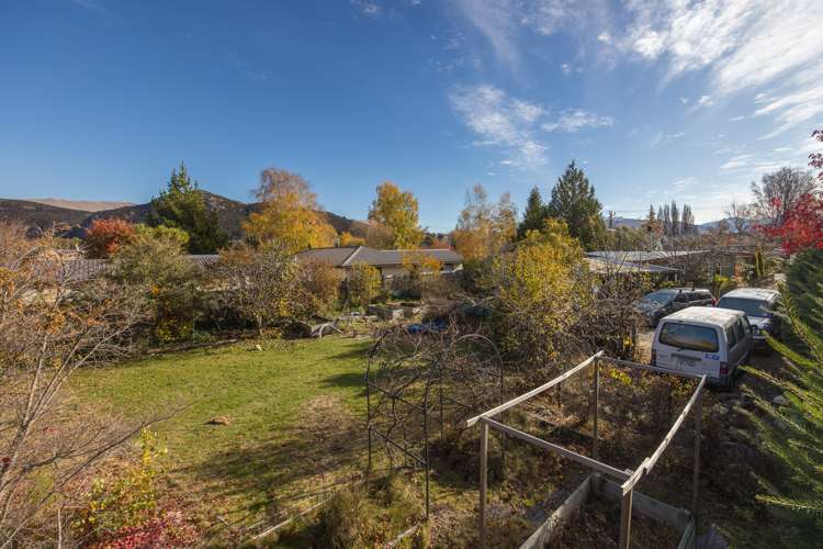 19 Dale Street Albert Town_11