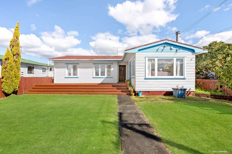 8 Laureston Avenue Papatoetoe_1