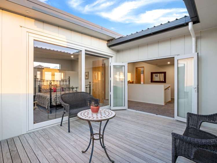 5 Somerset Grove Waitarere Beach_26