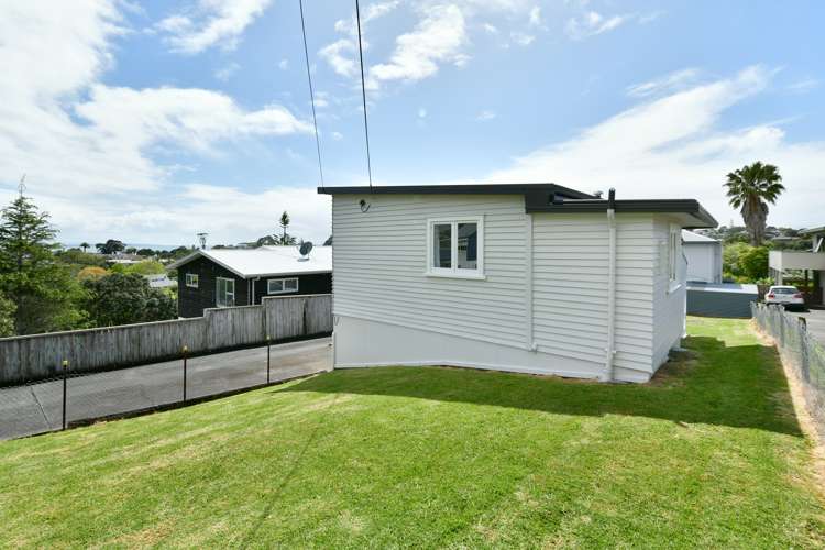 37a Kauri Road Stanmore Bay_2