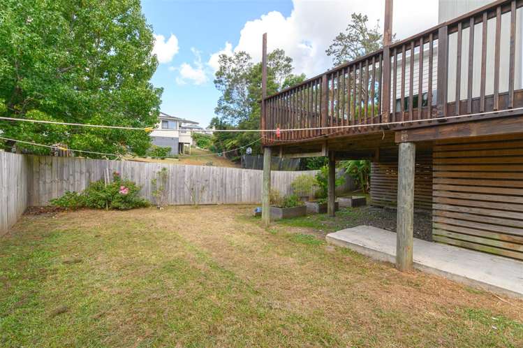 140a Solar Road Glen Eden_16