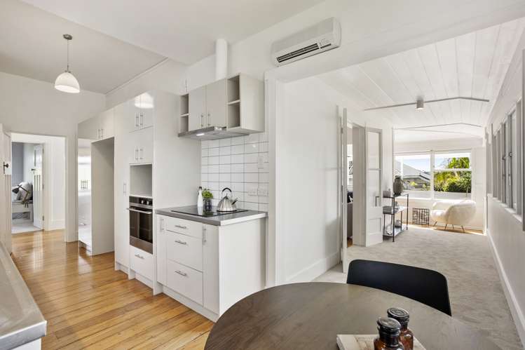 131 Bassett Road Remuera_11