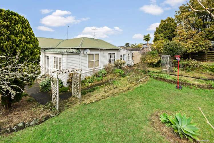 52 Astley Avenue New Lynn_7