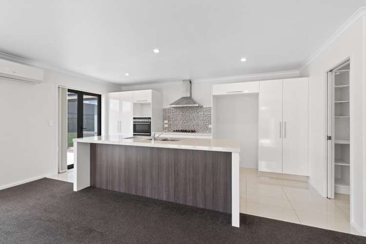 30 West Thompson Street Leamington_6