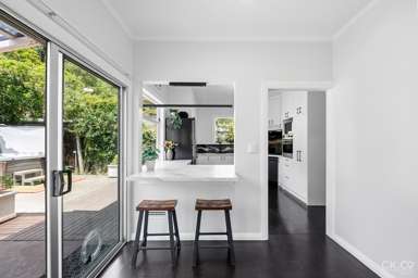 465 Stokes Valley Road_4