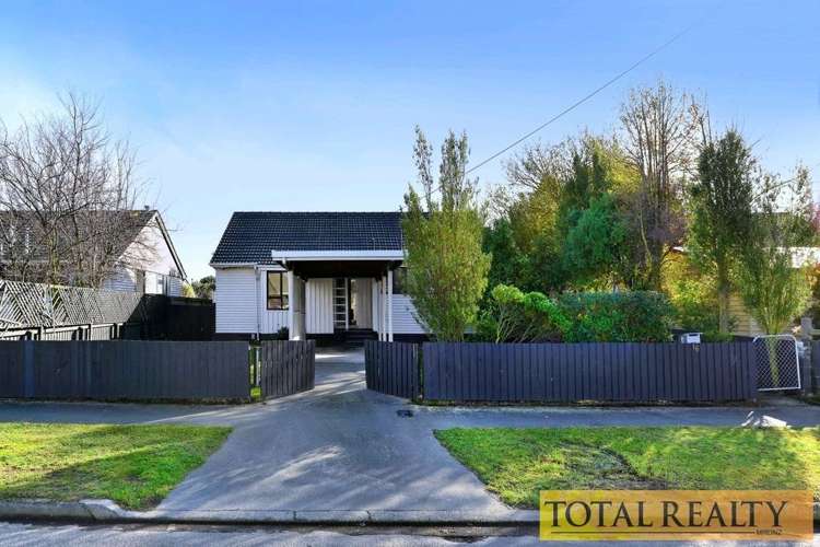 16 De Havilland Street Hornby_0