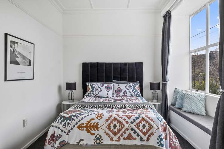 56 Blacks Road North East Valley_13