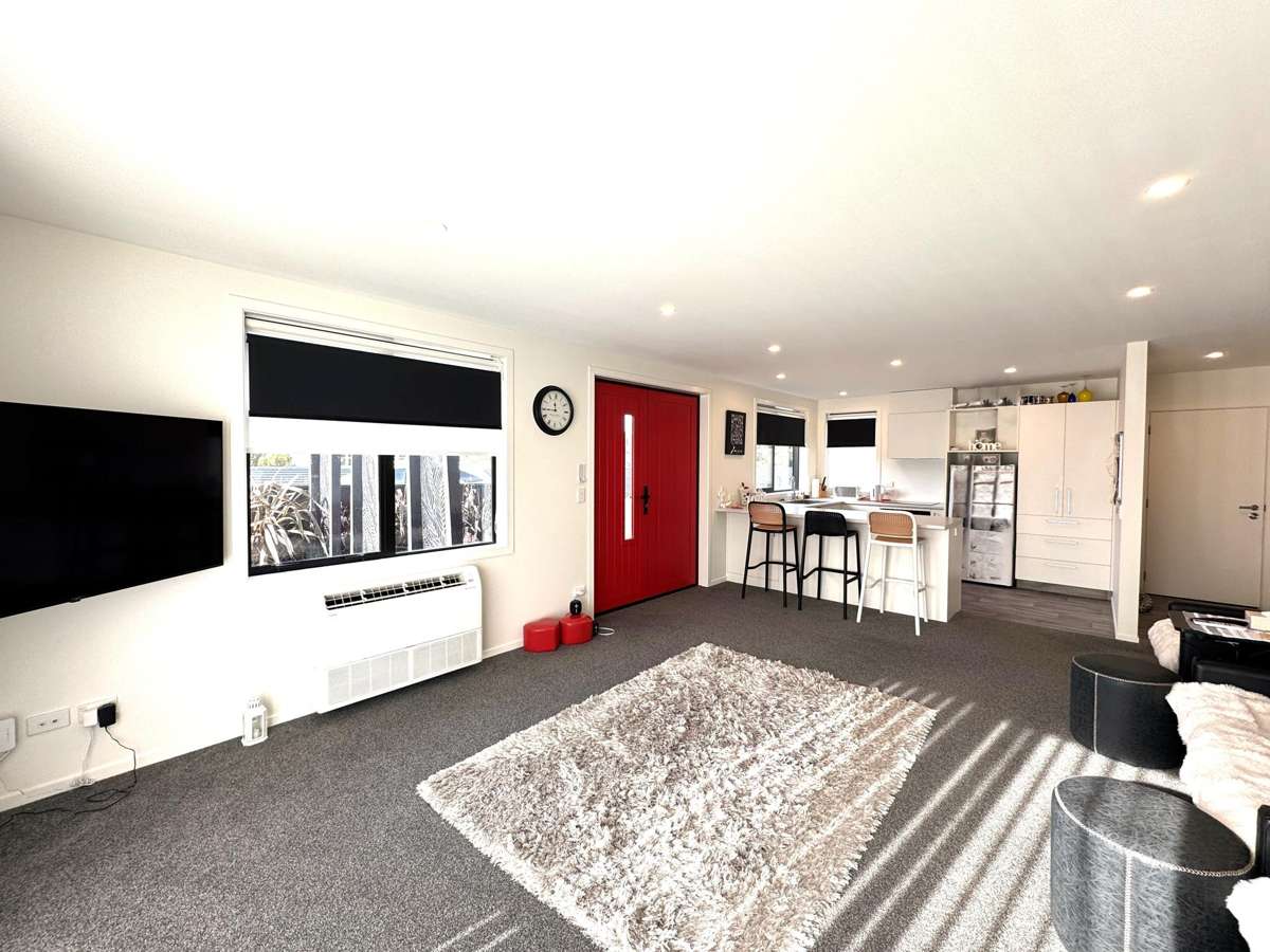 1A Caldervan Street_5