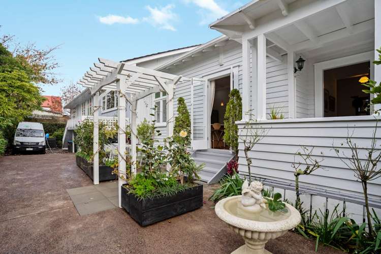 54 Ellerton Road Mount Eden_22