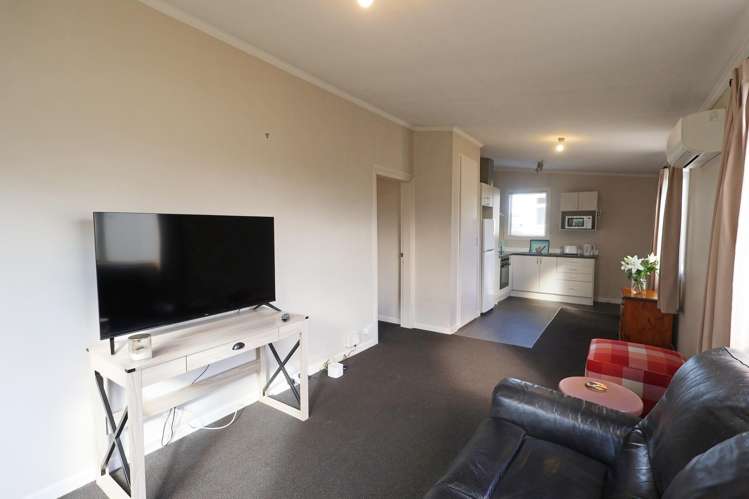 4/12 Clifton Street Windsor_15