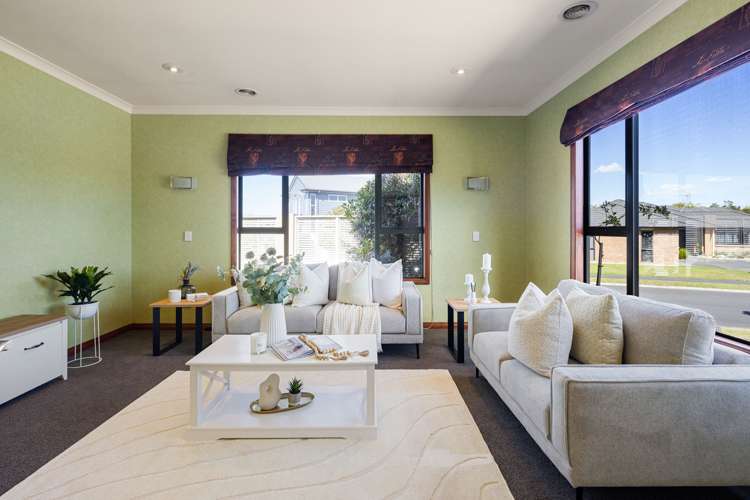 6 Merlin Close Huntington_19