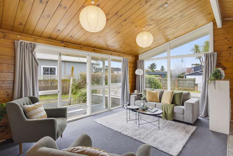 10 Bahama Crescent Paraparaumu Beach_5