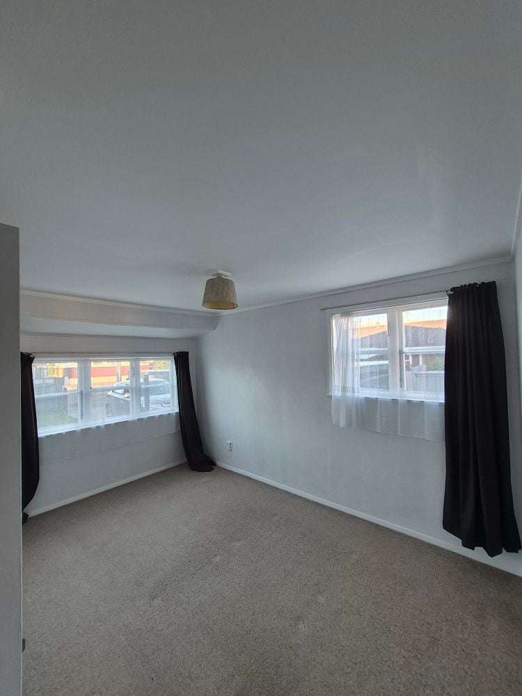 20A Camp Street Silverstream_2