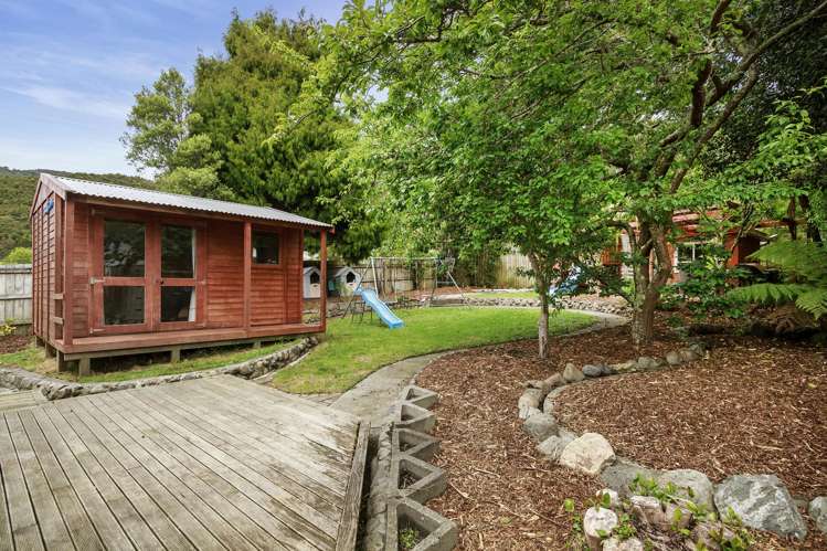 138 Hine Road Wainuiomata_13