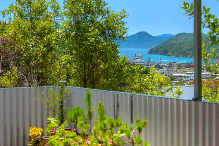 13 Webster Place Picton_14