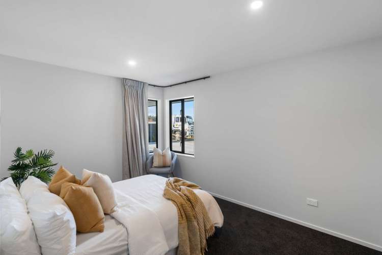 3 Cox Lane Amberley_14