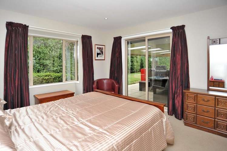 9 Len Hale Place Parklands_10