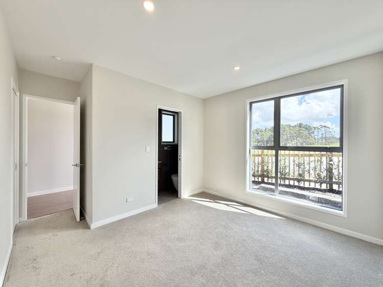 66 Huanui Drive Orewa_12