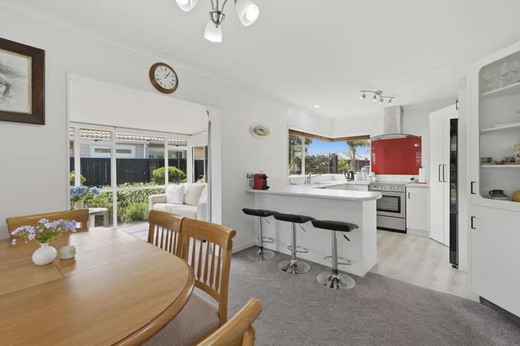 5 Ocean Crest Papamoa_12