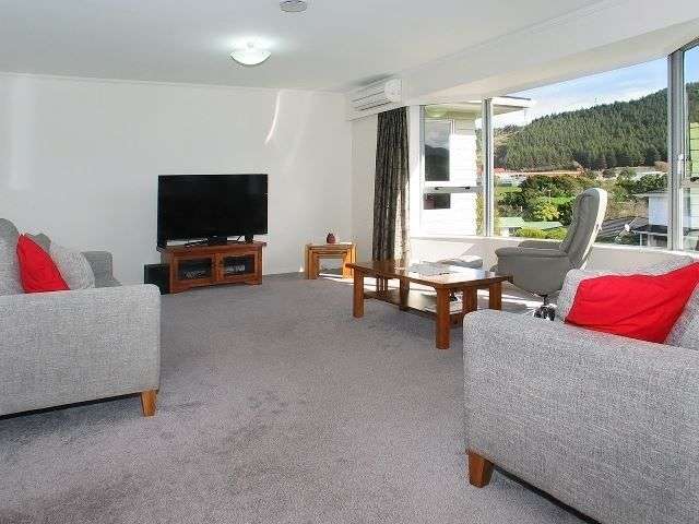 131 Taylor Terrace Tawa_3