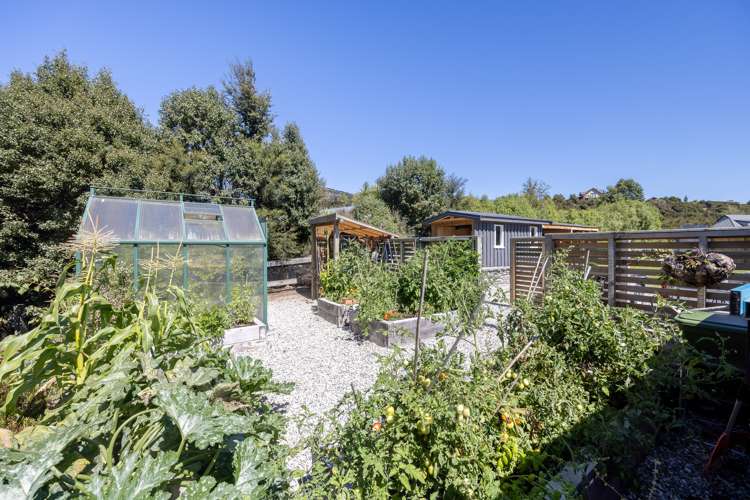 43 Hardie Place Albert Town_28