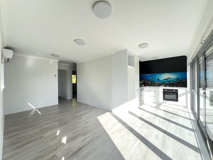 15a Ruth Craig Place Stanmore Bay_2