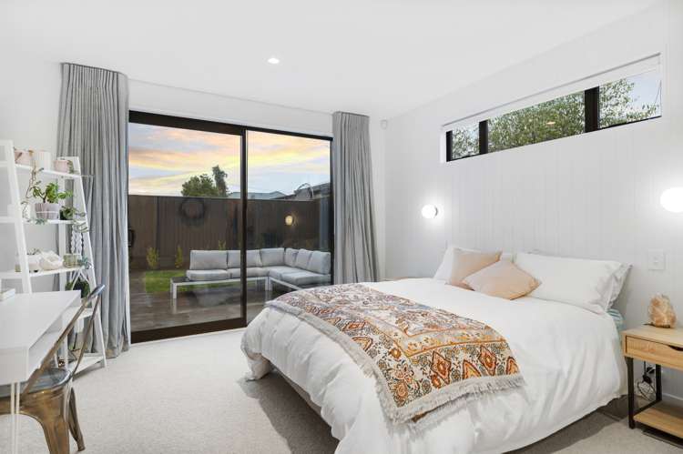 23 Nederland Avenue Burwood_9