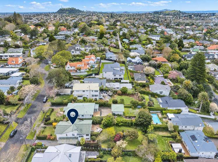7 Bingley Avenue Epsom_14
