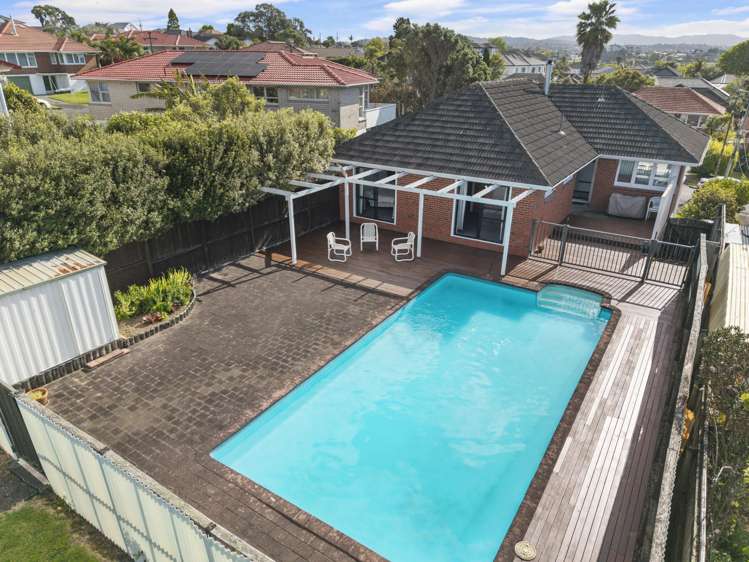 8 Kendrick Place Blockhouse Bay_10