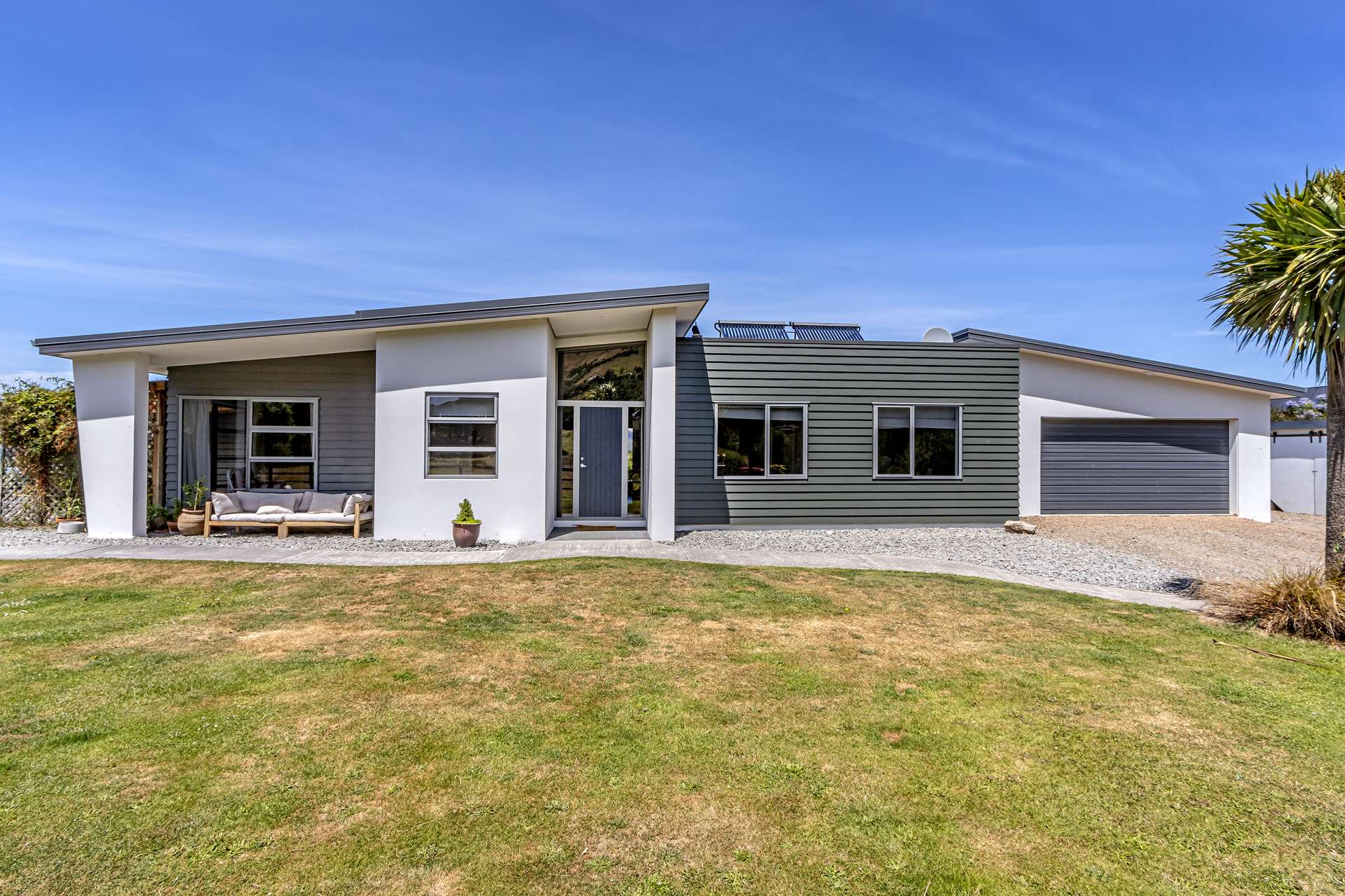 16 Hollybank Lane Governors Bay_0