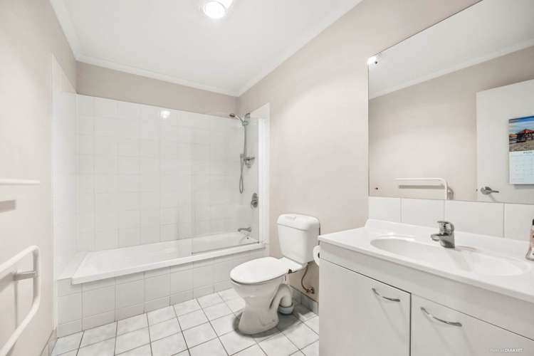 84a Naylors Drive Mangere_11