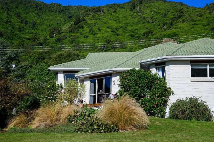 54 Huia Street Waikanae_1
