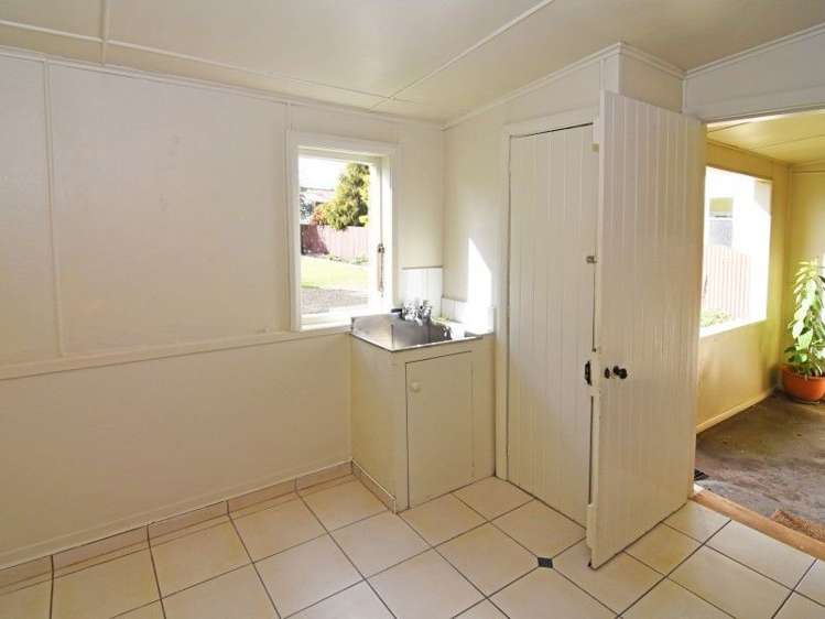 18 Devon Street Solway_9