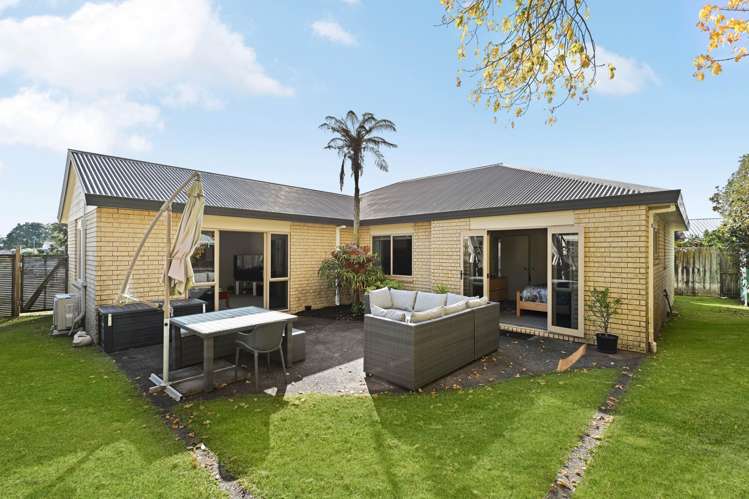 14 Northmeadow Drive Rototuna_1